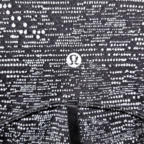Lululemon Define Jacket Luxtreme Digital Rain Jacquard Black White Size 4 - Picture 12 of 13